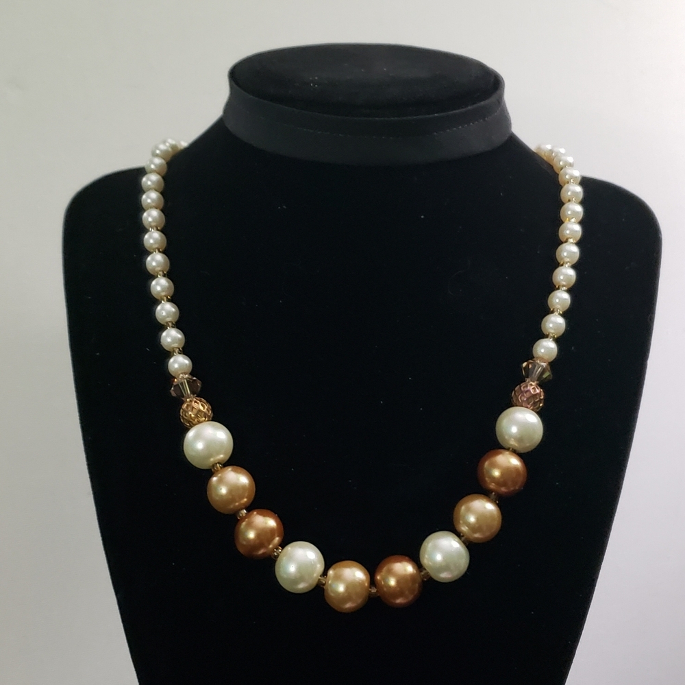 Pearl & Gold Bead Necklace